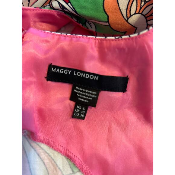 Maggy London | Floral Print Sheath Dress | 6 - Picture 15 of 15